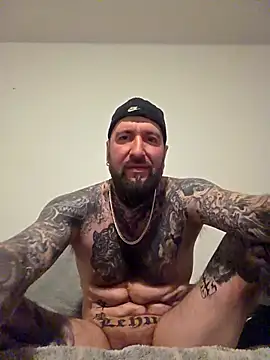 Beardedtattood: вебкам-шоу