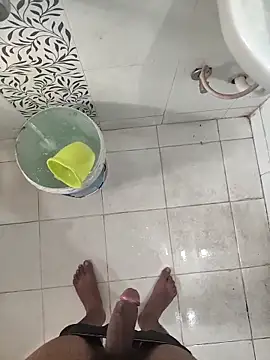 UAjit's Live XXX Chat