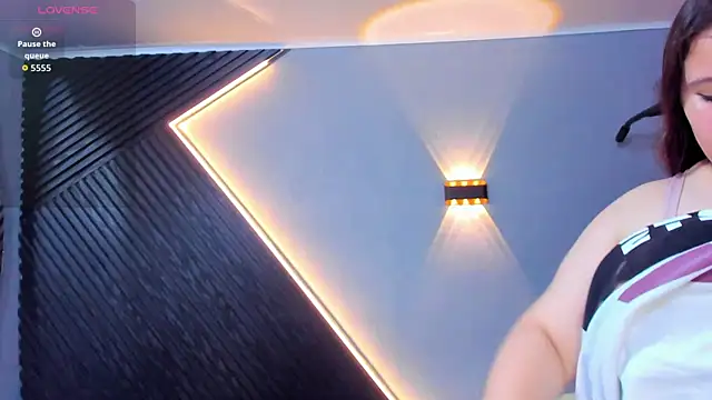 Laia_and_Aloby Live XXX-Chat