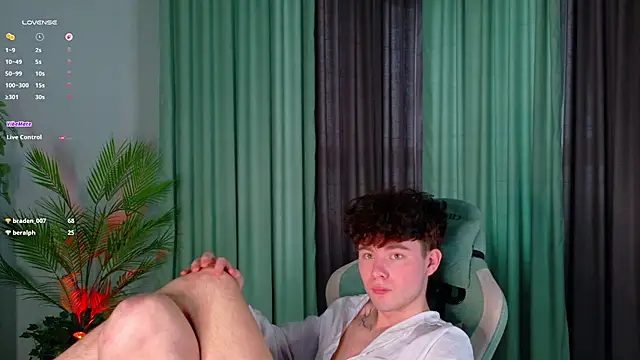 moon_Gloww's Live XXX Chat