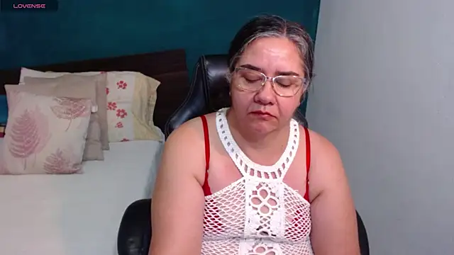 scaelettdubois Chat XXX in diretta