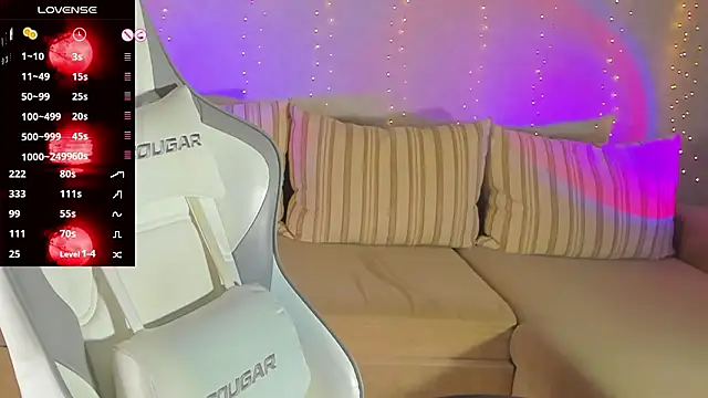 FlamyGold live XXX chat