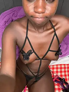 Pretty_Shazz 라이브 XXX 채팅