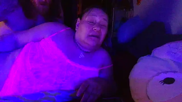 SpnzTnT's Live XXX Chat