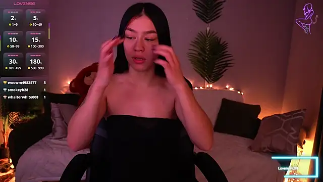 FataleNellie: онлайн-секс-чат