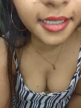 Saumyy's Live XXX Chat