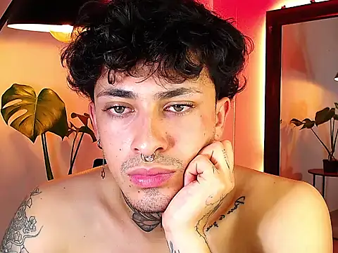 stevennavarro's Live XXX Chat