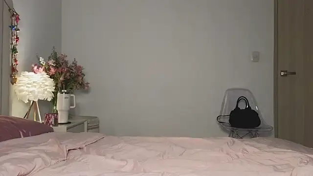 I_am_kat: онлайн-секс-ч ат