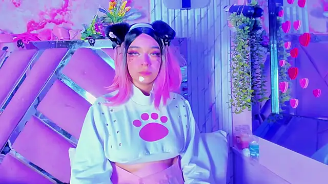 Akane_Hikari_ Adlı Modelin Canlı XXX Sohbeti