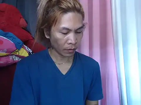 YourTopweng Adlı Modelin Canlı XXX Sohbeti