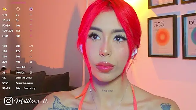 MelyTaylor_ Live XXX-chat