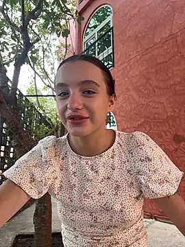 MiaTee – Live XXX-chat