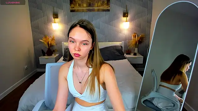 Chat XXX Live Sofa_Vleifo