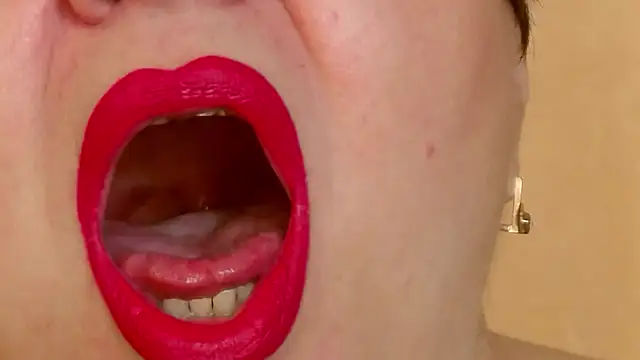 LadyPosh's Webcam Show