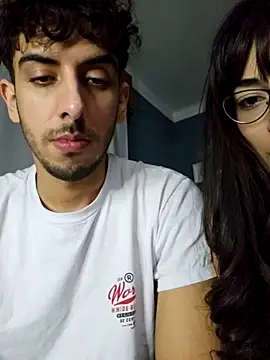 Chat +18 de VelvetSolez ao vivo