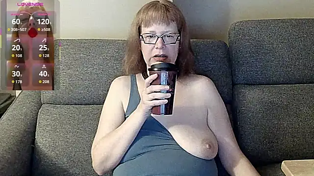 TittyLandQuebec Live XXX Chat