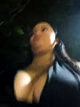 Show modela Datoka_adrenaline na web-kameri