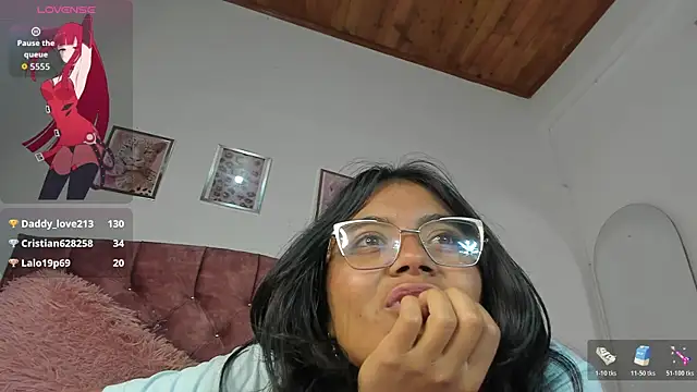 Chat XXX en directo de luna_velveth