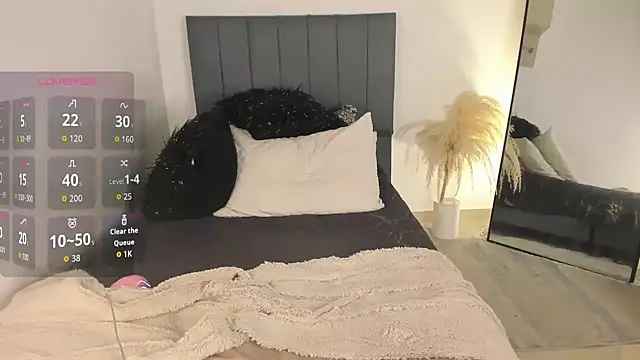 hollyprincess_2: απευθείας συνομιλία ΧΧΧ