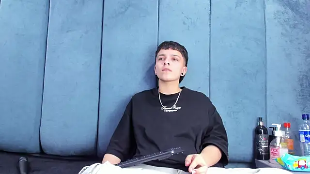 Megan_Thompson_ Live XXX-Chat