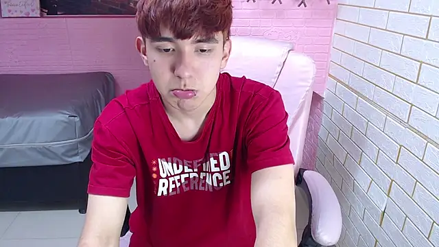 Chat +18 de massimoferrera303av ao vivo