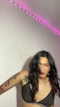 NikitaDragunXXX 在線直播表演