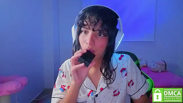 Lovelyamyy's Live XXX Chat