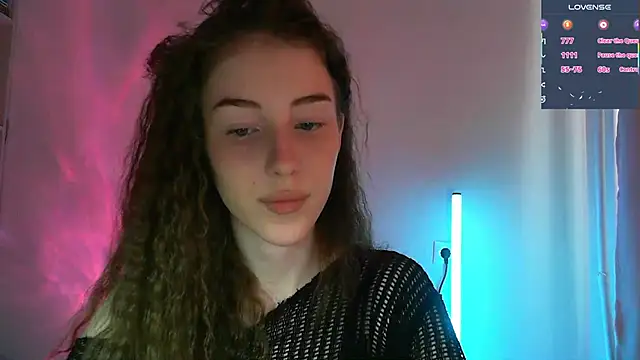 eskatmi's Live XXX Chat