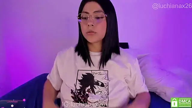 lucy26_ – Naživo XXX chat