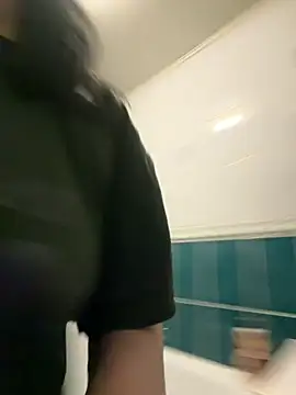 Naughtbaby_2025 Obrolan Langsung XXX