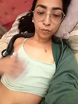 Yani-14 Adlı Modelin Web Kamerası Şovu