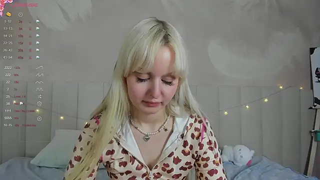 AdeleSilvy Chat XXX live