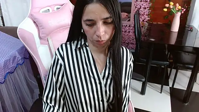 Онлайн чат XXX kendall_all4u