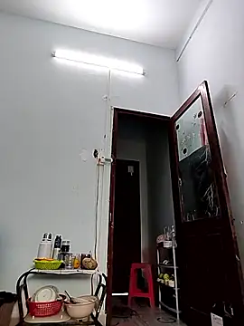 simsim-00 在線直播表演