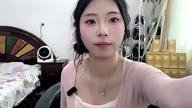 yiyibaby2026 Pertunjukan Webcam