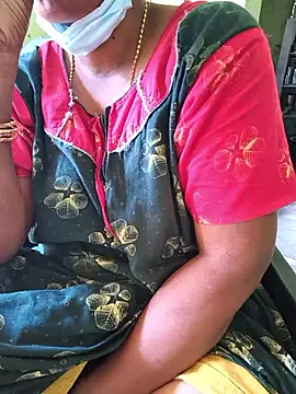 Tamilselviroja- Chat XXX in diretta