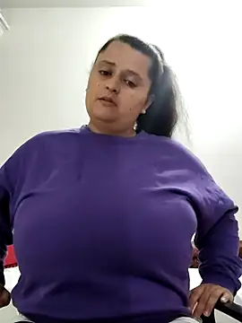 Miss_balloonsmila Adlı Modelin Canlı XXX Sohbeti