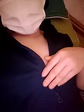 daisylouis 即時 XXX 聊天