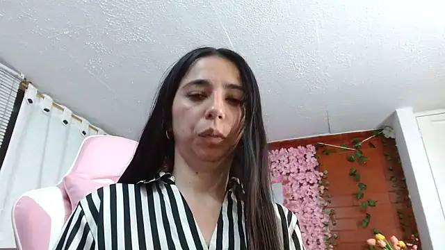 Czat XXX na żywo – kendall_all4u