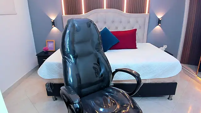 Tommy18__'s Live XXX Chat