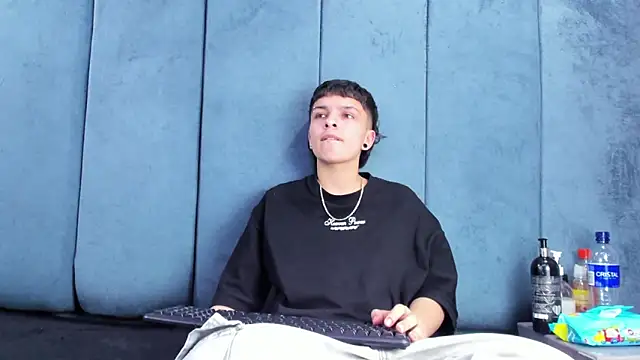 Chat XXX en directo de Megan_Thompson_