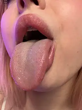 XXX chat uživo modela KellyMoors