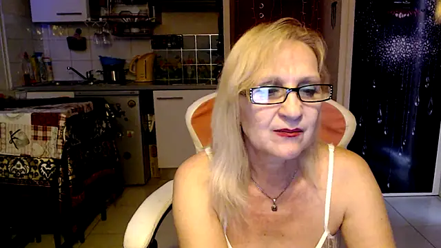 Ala-N-Dala's Live XXX Chat