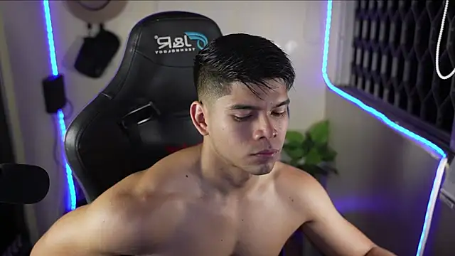 Czat XXX na żywo – David_capizzi_