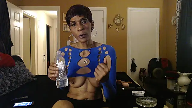 แชท XXX สดของ DivatheSnakecharmer