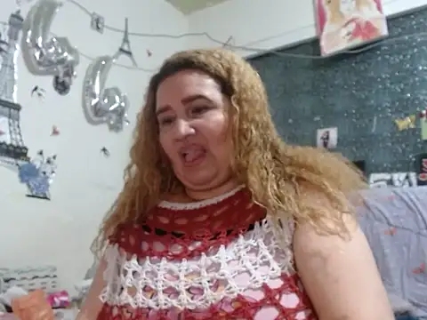 Perla1981--'s Live XXX Chat