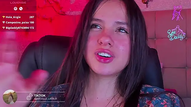 Show de webcam de Kitty_Rose_CS