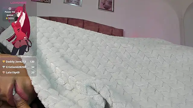 Chat +18 de luna_velveth ao vivo