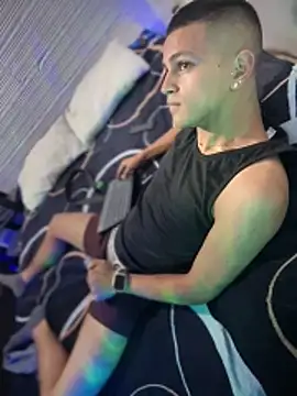 دردشة Boyxcock7 الجنسية المباشرة