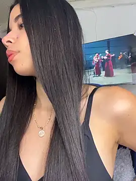 Milleradhara24 Live XXX-chat